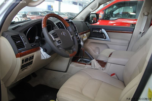 2014款丰田酷路泽5700 中东版大幅让利