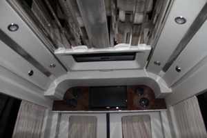 进口奔驰斯宾特房车 月底促销突破底线