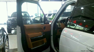 路虎揽胜行政版现车 周末最低持续特卖