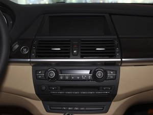 宝马X6现车周末挥泪让利 新款优惠大卖