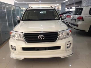 丰田兰德酷路泽4000现车抵港 进店购车优惠