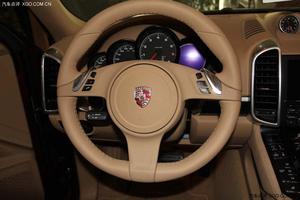 2014款保时捷卡宴柴油版 白米现车特惠季91万