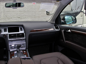 2014款奥迪Q7现车抵港 店内尊享最底价