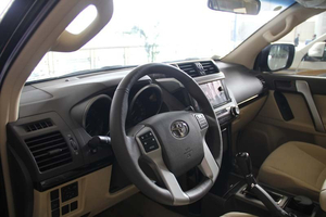 丰田普拉多2700中东版 火热促销全面降价