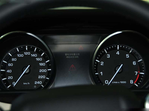 美规路虎揽胜运动版 本月购车优惠至极