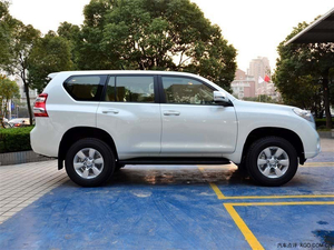 2014款丰田普拉多2700 强势狂降底价来袭