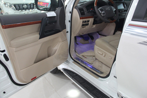 丰田兰德酷路泽4000 超炫折扣夏日巨优