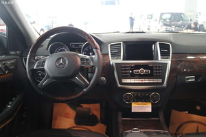 奔驰GL550现车重磅出击 天津港跌破底线