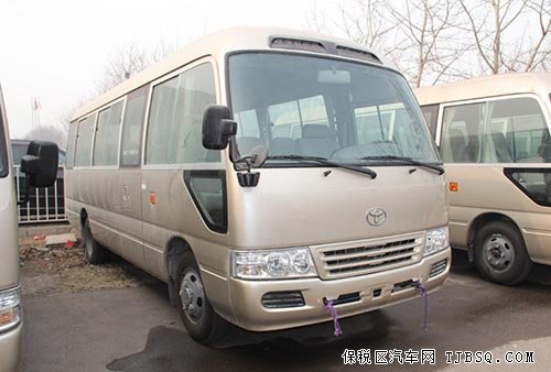 丰田考斯特17座报价51万 零利润特惠价