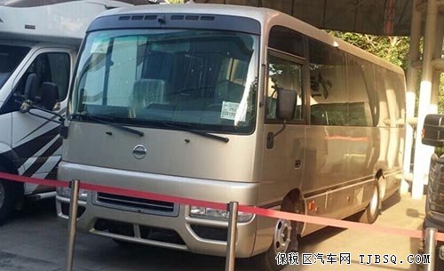 日产尼桑碧莲17座 空前大减价欢迎莅临