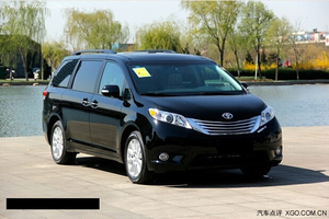 丰田塞纳天津港畅销 新款现车特价出售