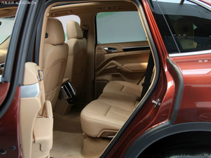 油电混合版保时捷卡宴 津门热惠大放价