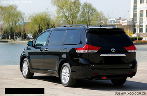 2014款丰田塞纳报价最低 天津港口塞纳价格