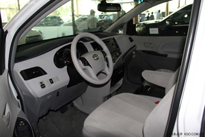 2014款丰田塞纳报价最低 天津港口塞纳价格