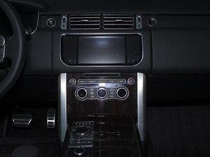 2014款路虎揽胜行政版 3.0T机械增压版
