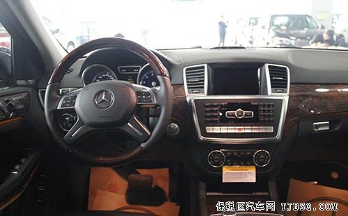 奔驰GL550美规版底价哄抢 乐享巅峰折扣