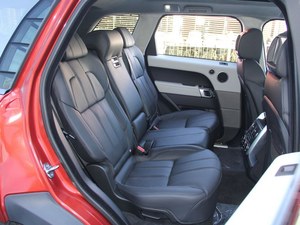 路虎揽胜运动版 天津港口价格最低优惠抢购