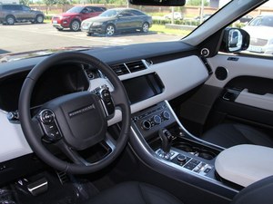 路虎揽胜运动版 天津港口价格最低优惠抢购