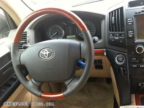 新款丰田兰德酷路泽4600 双油双备现车92万特卖