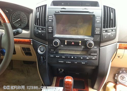 新款丰田兰德酷路泽4600 双油双备现车92万特卖