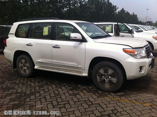 新款丰田兰德酷路泽4600 双油双备现车92万特卖