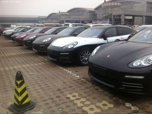 保时捷帕纳梅拉已到店 惊喜直降飚底价