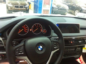 宝马X5现车周末狂惠 飚底热卖惊艳逆袭