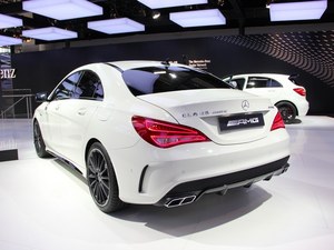 奔驰CLA45AMG周末燃情促 震撼直降到底