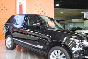 路虎揽胜行政版现车 精致生活精彩演绎