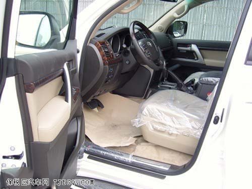 2014款丰田进口酷路泽4600 独家报价112万
