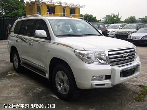 2014款丰田进口酷路泽4600 独家报价112万