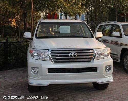 丰田酷路泽5700美规版 港口现车122万可上北京牌