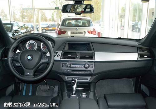 宝马X5M新车到店享折扣 现车优惠报价