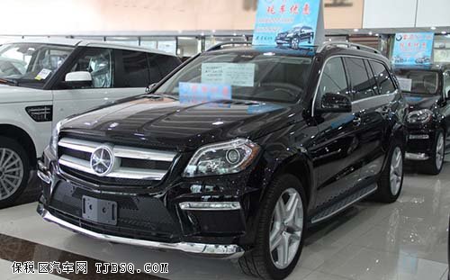 奔驰GL550现车震撼来袭 月末降价155万