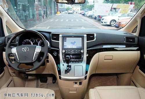 丰田埃尔法3.5中东版 锋芒底价横扫港口