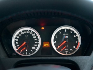 宝马X5M新车到店享折扣 现车优惠报价