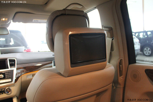 奔驰GL550现车震撼来袭 月末降价155万