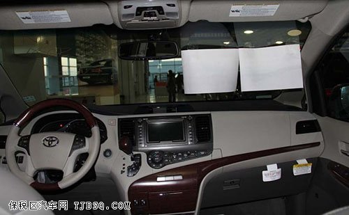 丰田塞纳现车价格降至最低 七月狂销中