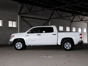 丰田坦途1794纪念版 多功能户外代步工具