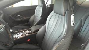 宾利新飞驰W12竞速基因 赋予超凡舒适感