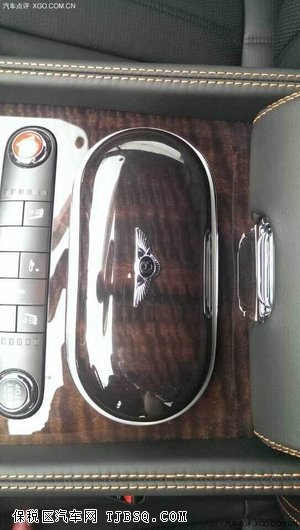 宾利新飞驰W12竞速基因 赋予超凡舒适感