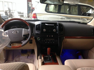 丰田酷路泽4000顶配现车 促销一降到底