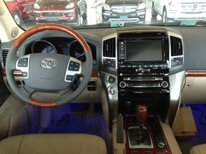 2014款丰田酷路泽5700 双备/单备价格更优