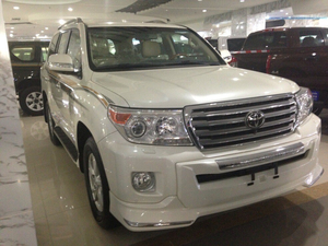 2014款丰田酷路泽5700 双备/单备价格更优