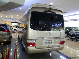 进口丰田考斯特最低价 丰田改装版报价