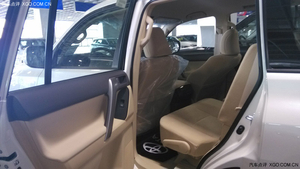 2014款丰田普拉多2700 一降再降现车走俏