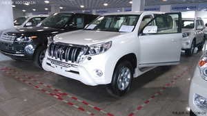 2014款丰田普拉多2700 一降再降现车走俏