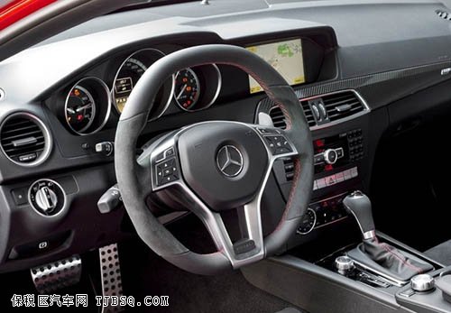 奔驰C63现车促销底价保证 优惠倾情放送