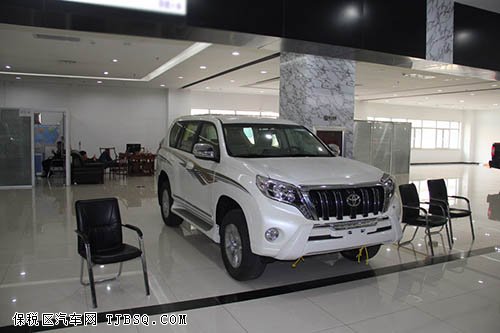 丰田霸道2700中东版惊喜多 暑期热销尽享尊荣