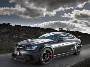 奔驰C63现车促销底价保证 优惠倾情放送